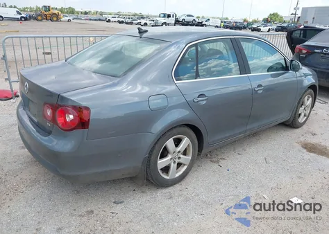 2008 Volkswagen Jetta Se/Sel из США, поврежденный, VIN 3VWRZ71K88M198225